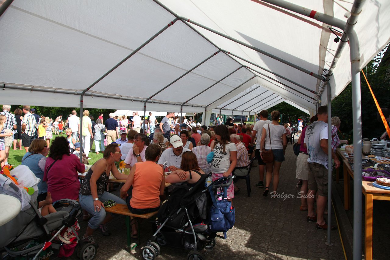 Bild 341 - Vogelschiessen am 18.8.12